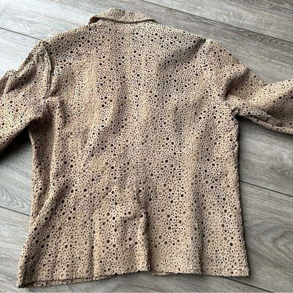 Chico's Tan Genuine Leather Laser Cutout Long Sleeve Open Front  Jacket - Picture 11 of 12